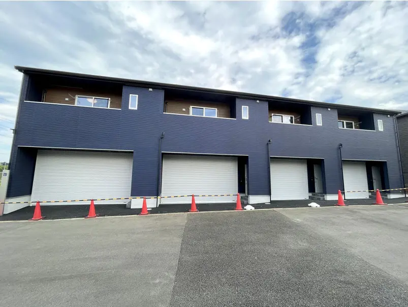 東京都八王子市 新築賃貸ガレージハウス【Blue pit 八王子 IC】