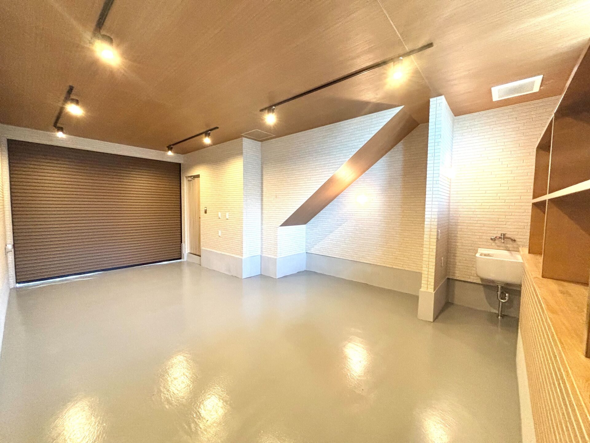 GARAGEクエスト_ガレージ