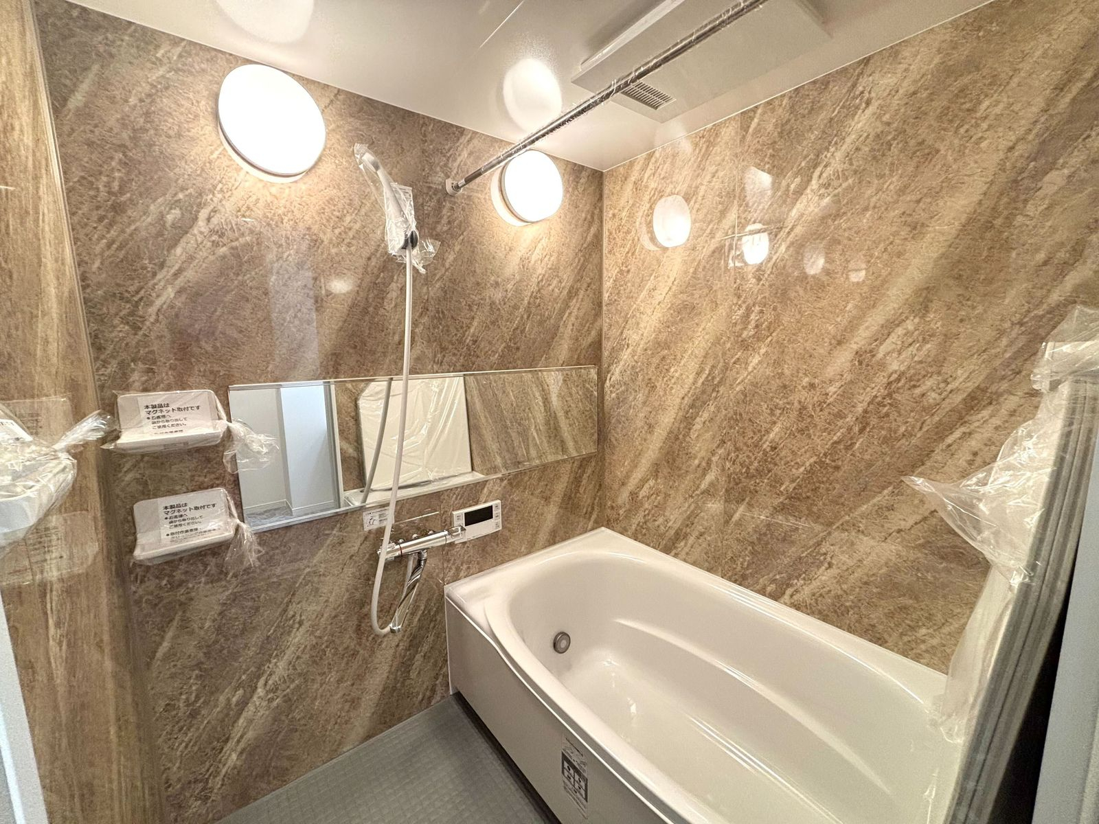 神奈川県海老名市新築賃貸ガレージハウス【GARAGE クレスト】バスルーム